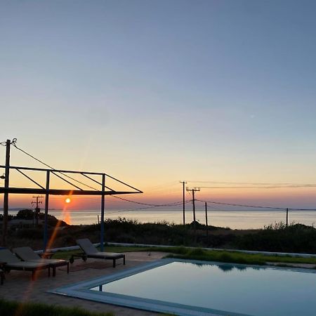 Cristelia Seafront & Pool Villa Lachaniá Buitenkant foto