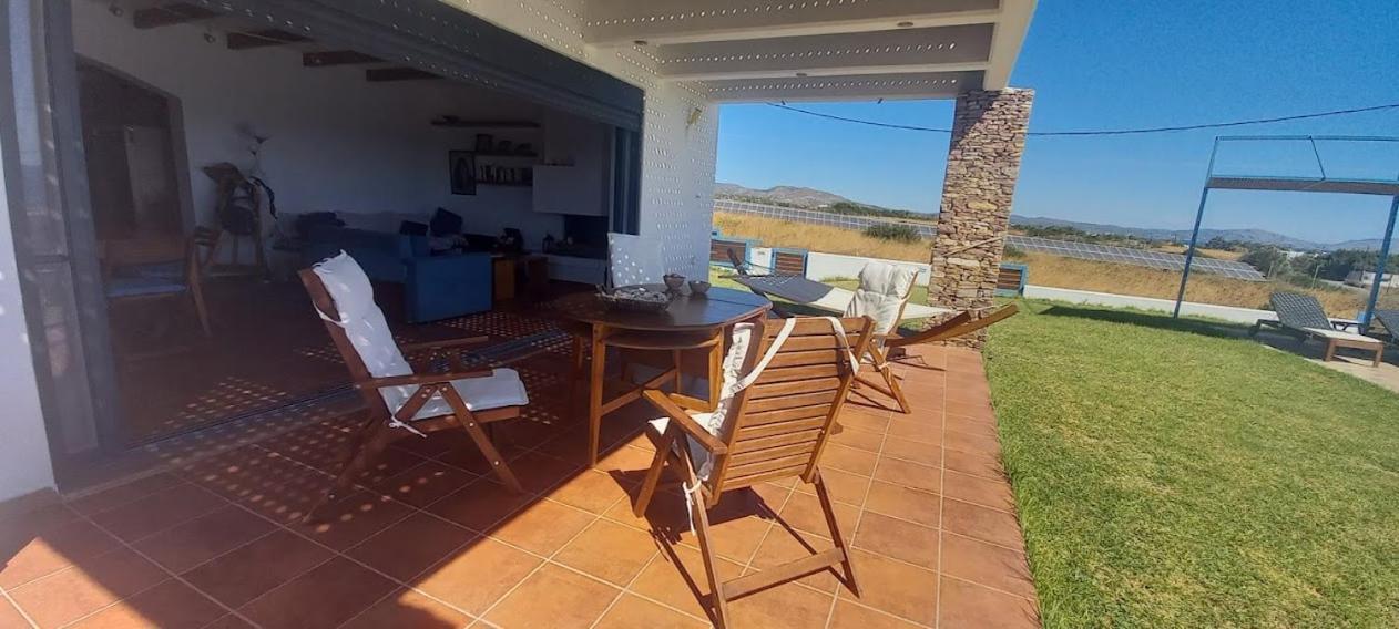 Cristelia Seafront & Pool Villa Lachaniá Buitenkant foto