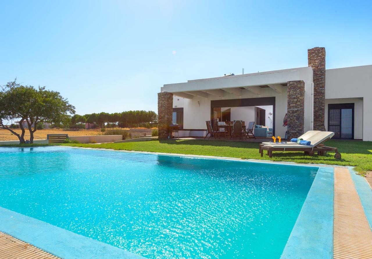 Cristelia Seafront & Pool Villa Lachaniá Buitenkant foto
